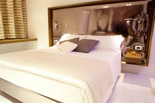 Face To Face House Bed & Breakfast โรม ภายนอก รูปภาพ